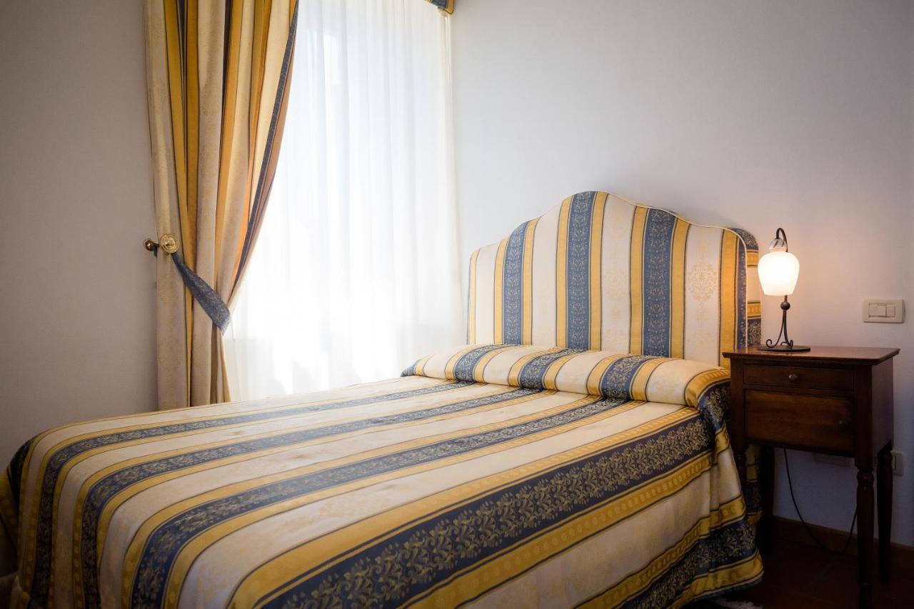 מאסה מריטימה Palazzo La Fenice מראה חיצוני תמונה