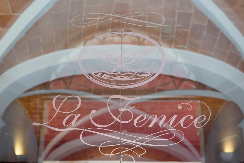 מאסה מריטימה Palazzo La Fenice מראה חיצוני תמונה